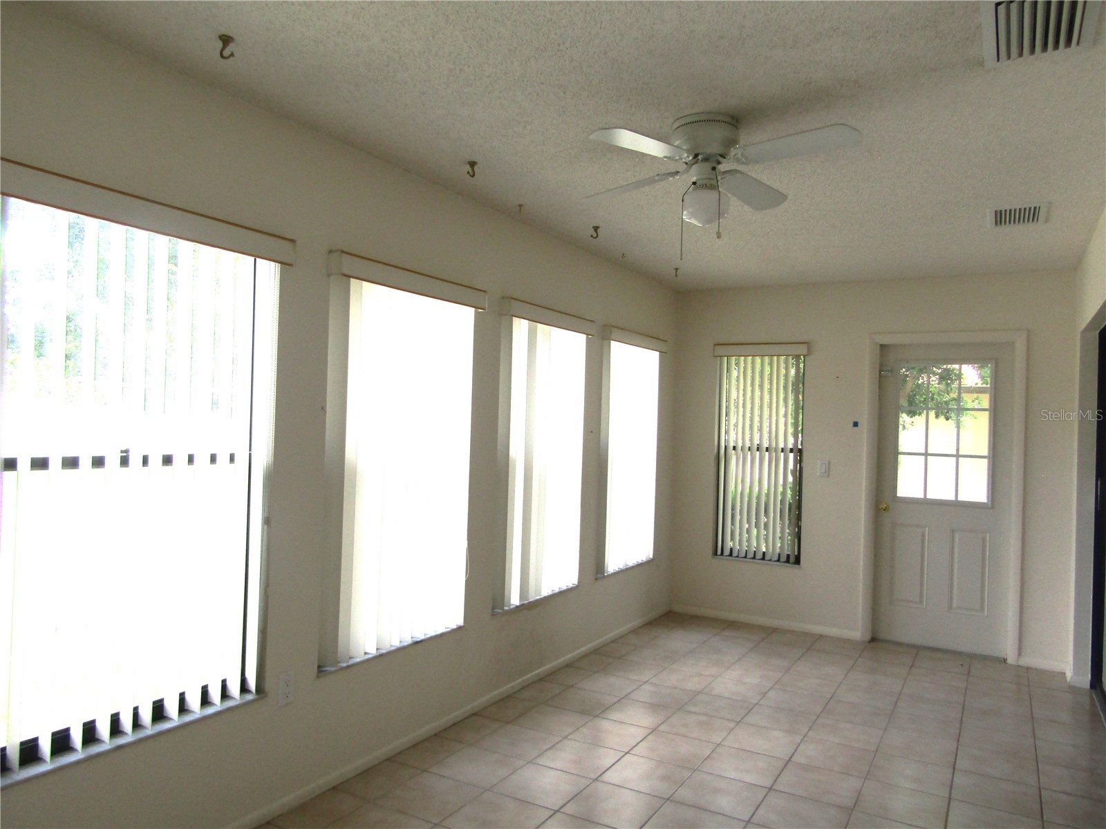 4633 Oak Hill Drive #13 Sarasota FL 34232 A4691571 image26