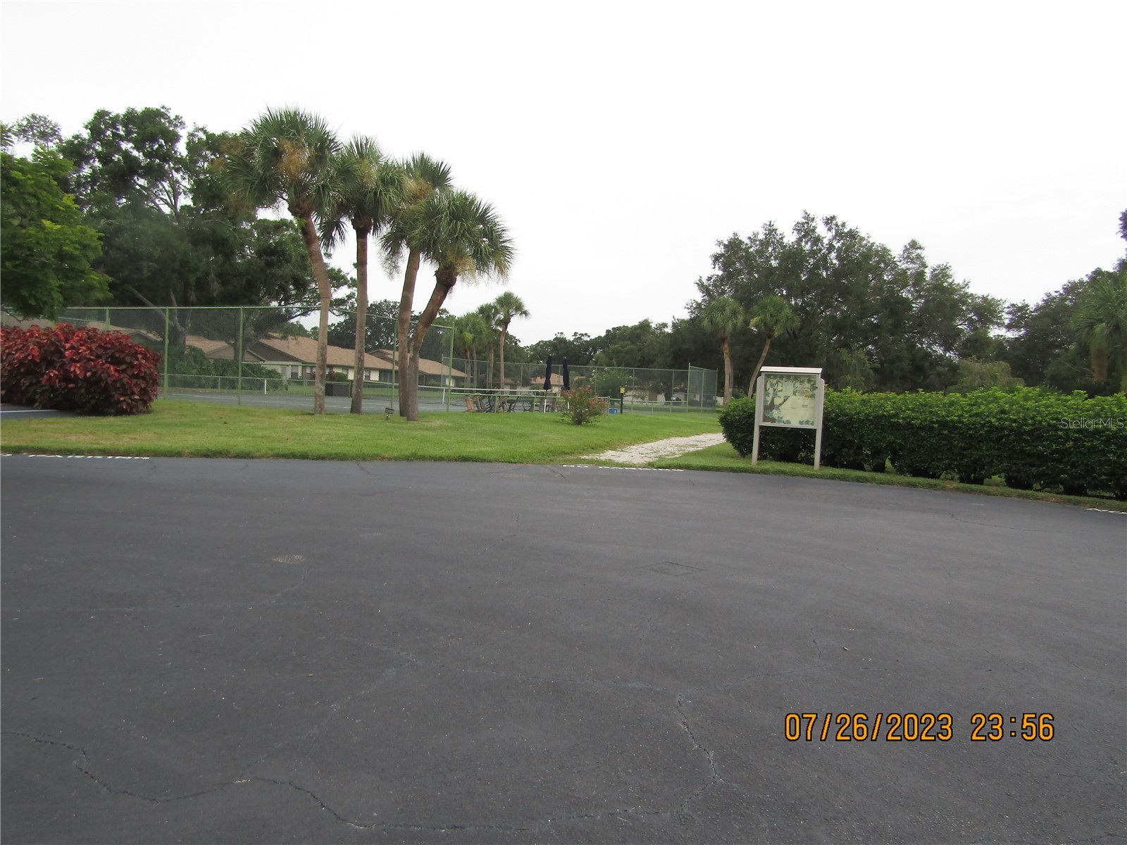 4633 Oak Hill Drive #13 Sarasota FL 34232 A4691571 image7