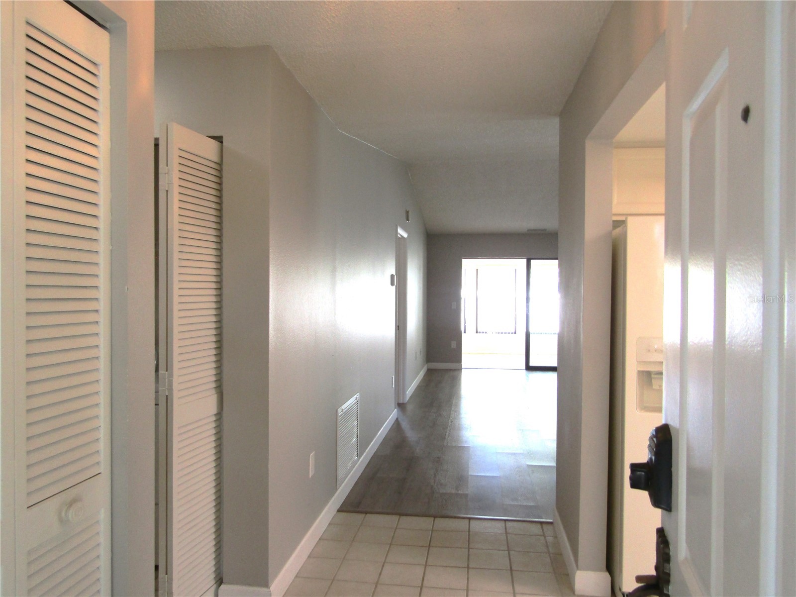 4633 Oak Hill Drive #13 Sarasota FL 34232 A4691571 image8
