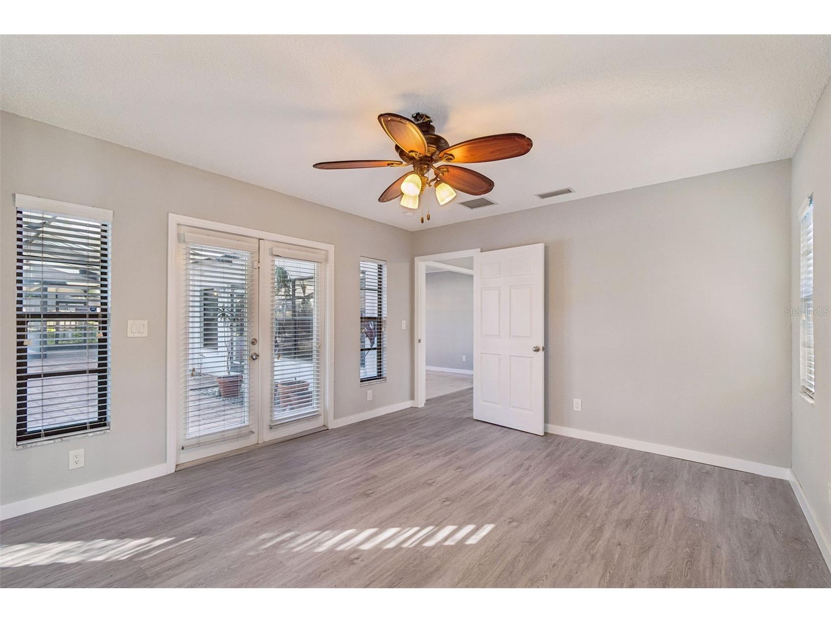 4633 W Longfellow Avenue Tampa FL 33629 TB8478456 image9