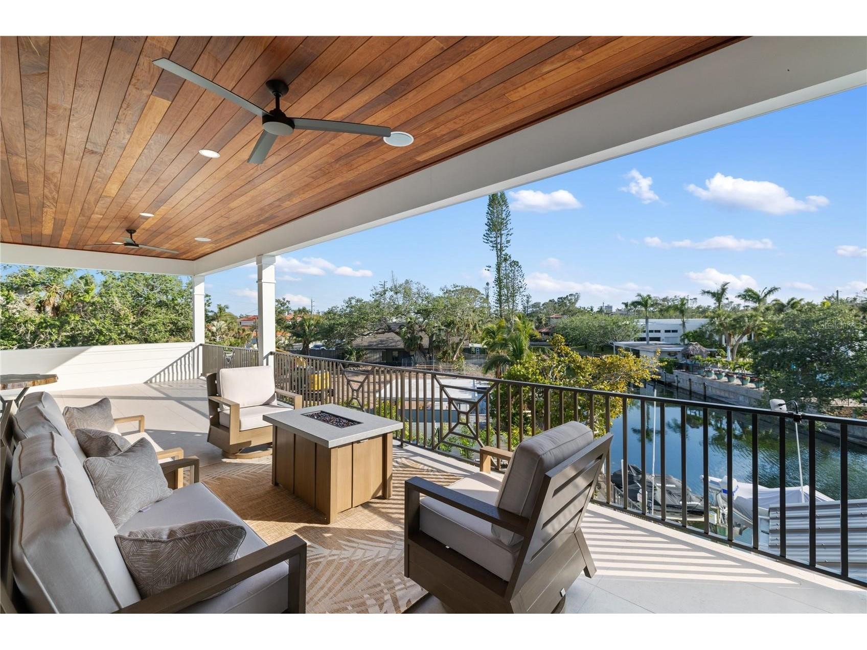 4634 Higel Avenue Sarasota FL 34242 A4693756 image14