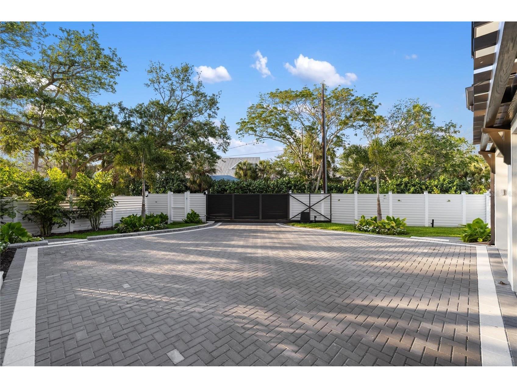 4634 Higel Avenue Sarasota FL 34242 A4693756 image24