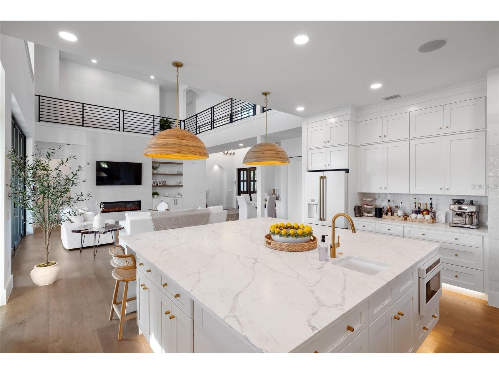 4634 Higel Avenue Sarasota FL 34242 A4693756 image39
