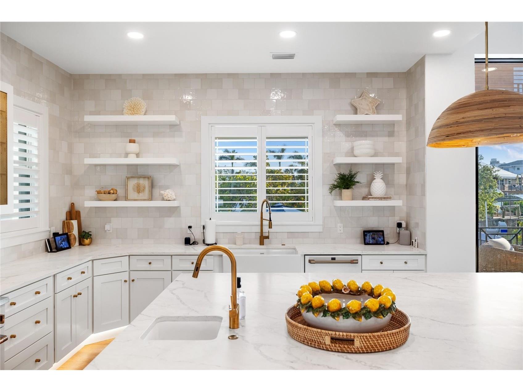 4634 Higel Avenue Sarasota FL 34242 A4693756 image47