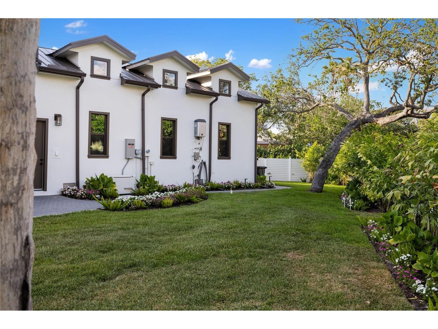 4634 Higel Avenue Sarasota FL 34242 A4693756 image90