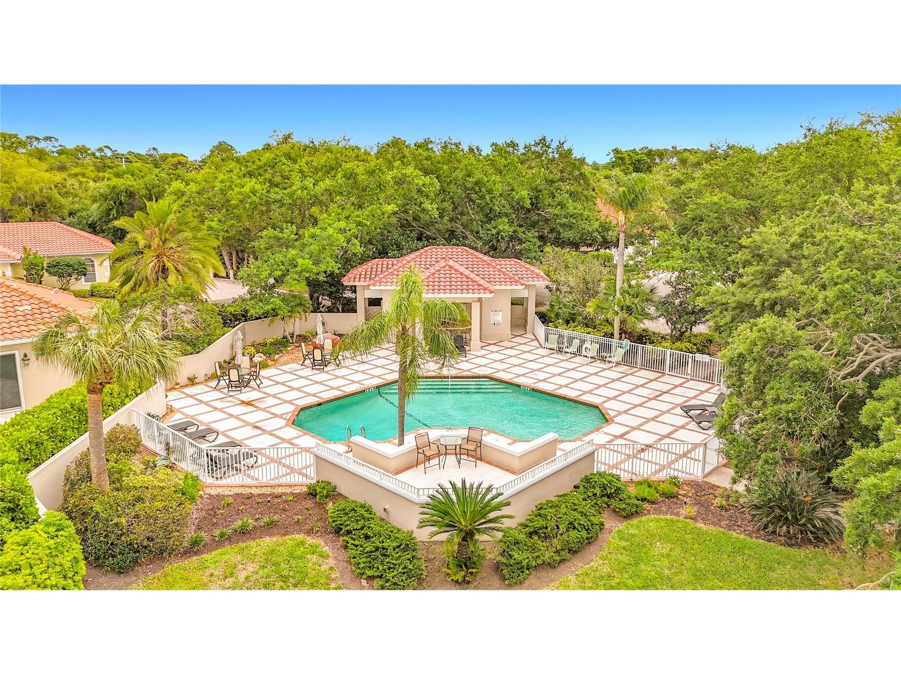 4634 Mirada Way #28 Sarasota FL 34238 A4689245 image20