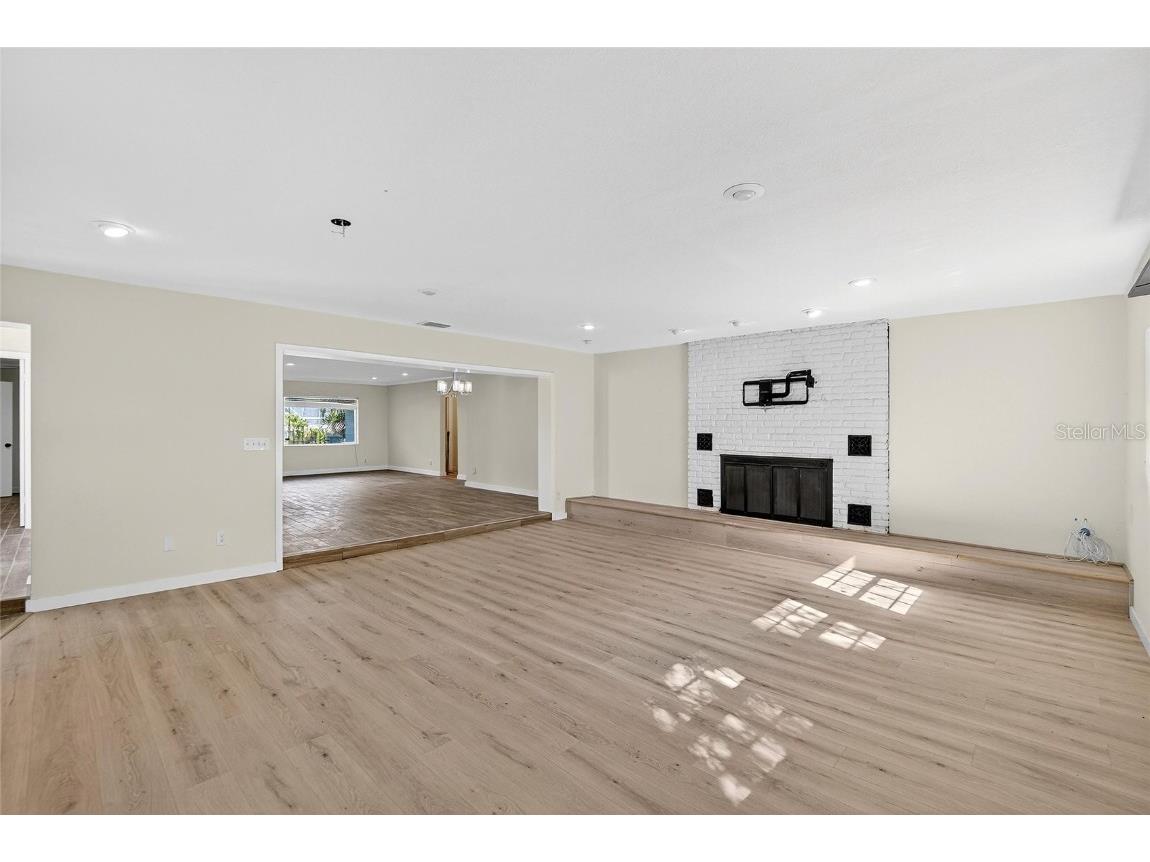 4634 W Sunset Boulevard Tampa FL 33629 TB8449548 image5