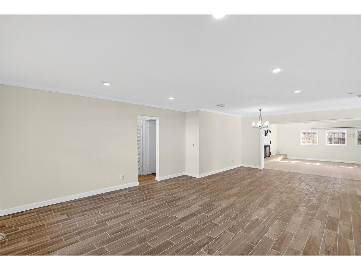 4634 W Sunset Boulevard Tampa FL 33629 TB8449548 image6