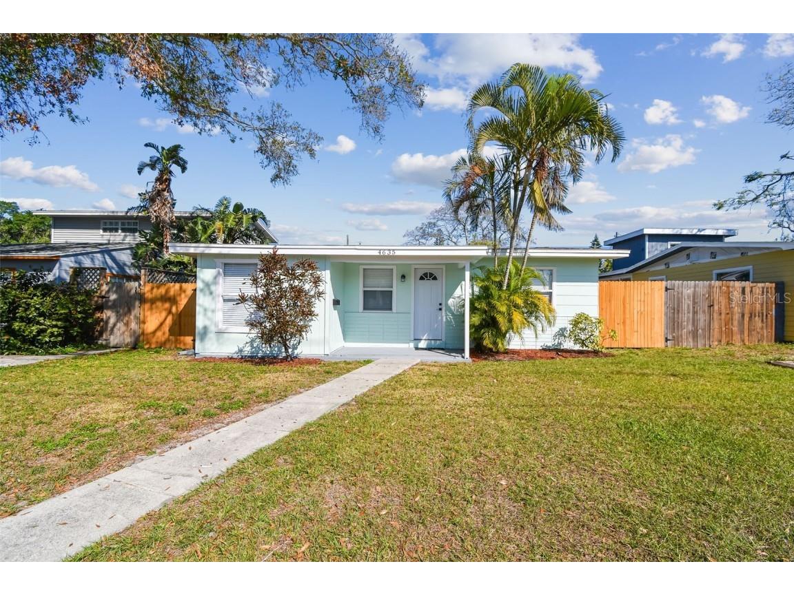 4635 20th Avenue S Saint Petersburg FL 33711 TB8349304 image1