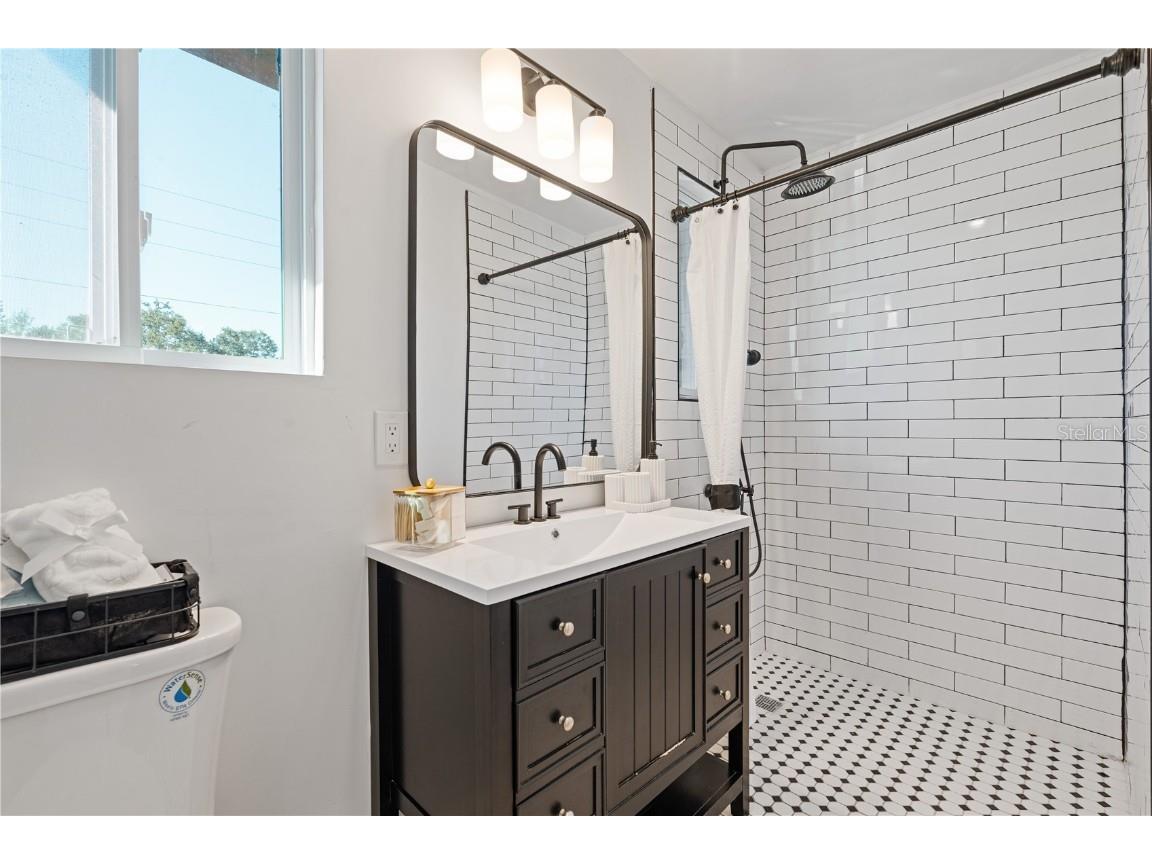 4635 22nd Avenue N Saint Petersburg FL 33713 TB8455447 image12