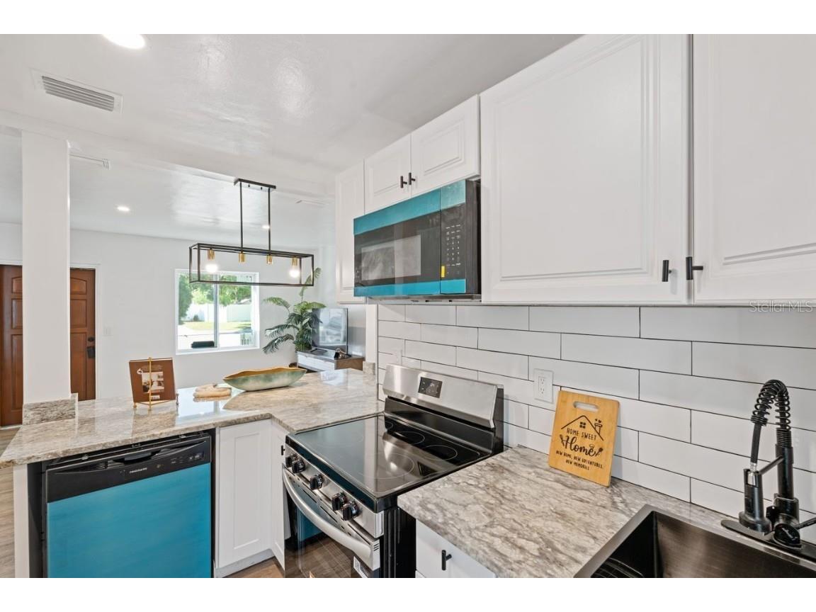 4635 22nd Avenue N Saint Petersburg FL 33713 TB8455447 image8