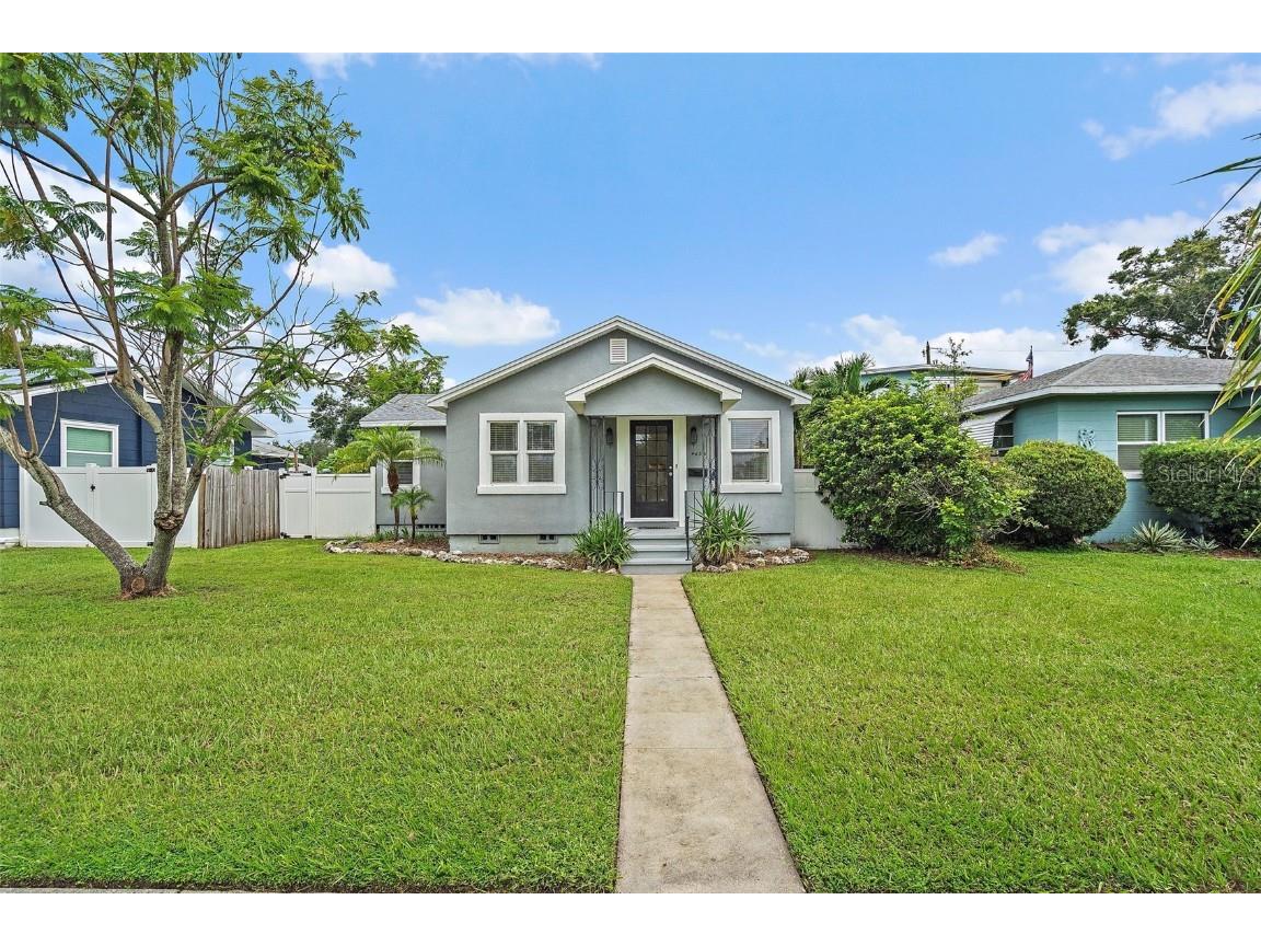 4635 2nd Avenue N Saint Petersburg FL 33713 TB8429103 image1