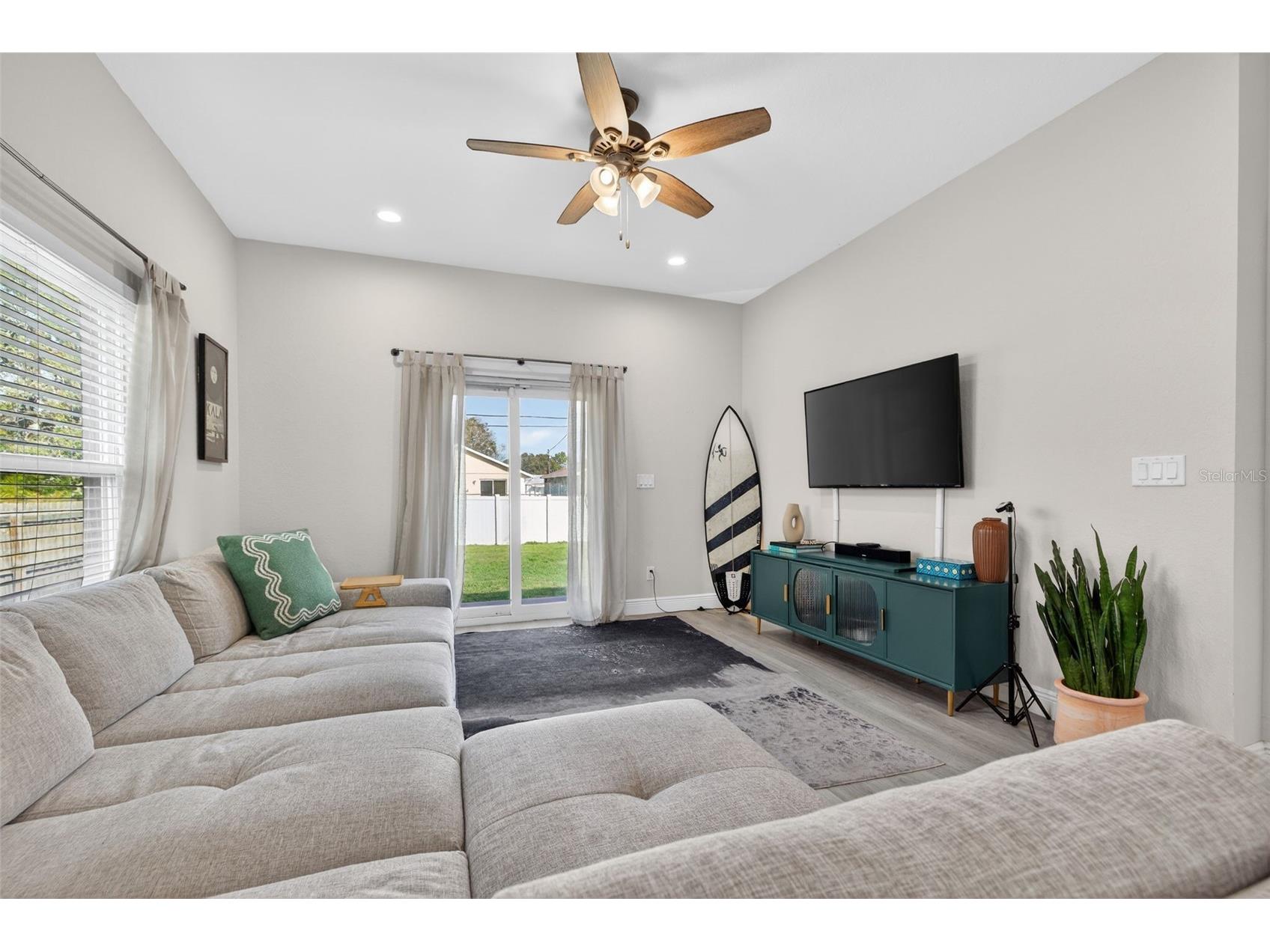 4635 6th Avenue S Saint Petersburg FL 33711 TB8464823 image14