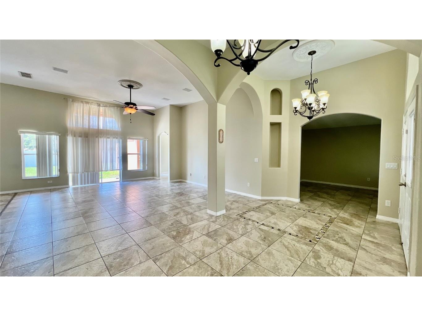 4635 Huron Bay Circle Kissimmee FL 34759 S5134324 image7