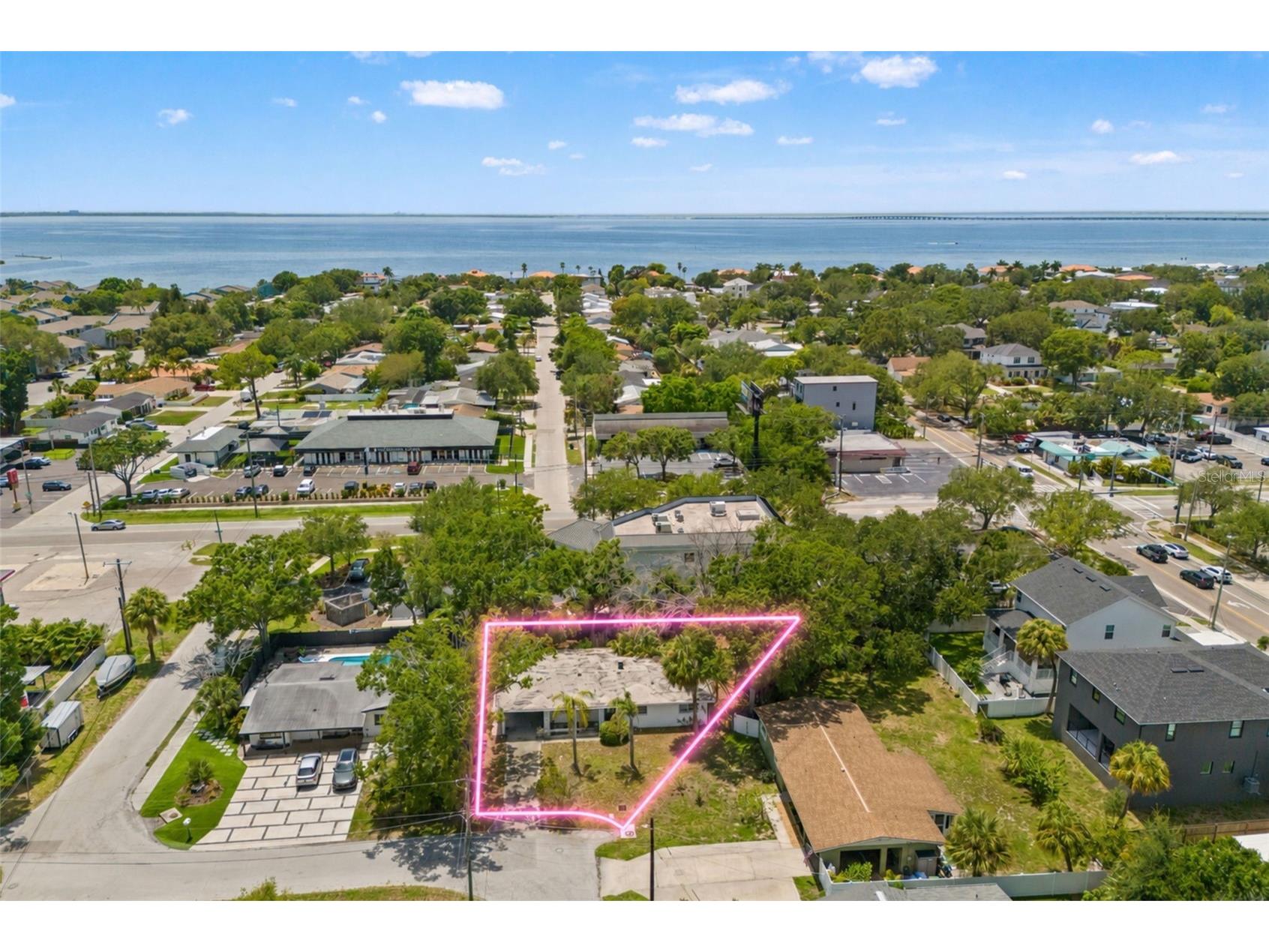 4635 W Bay Villa Avenue Tampa FL 33611 TB8529309 image1