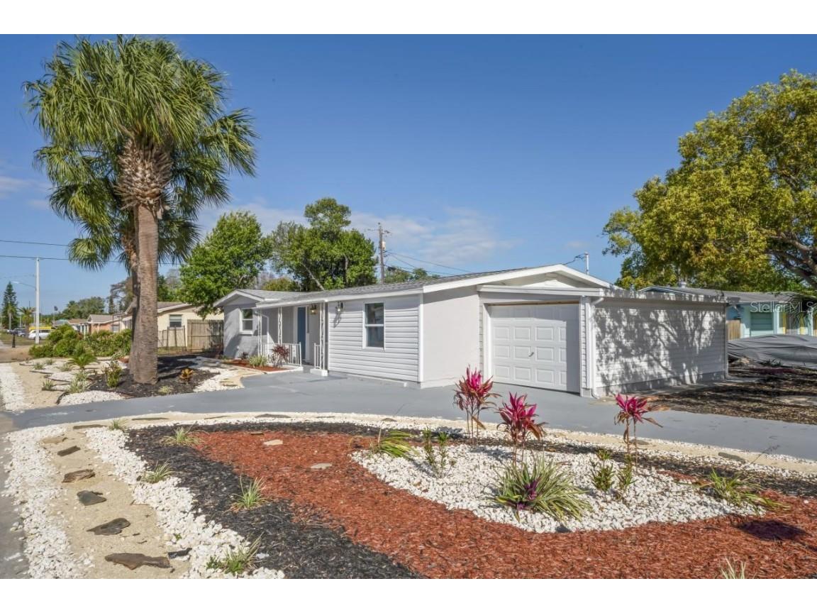 4637 Flora Avenue Holiday FL 34690 OM655156 image1