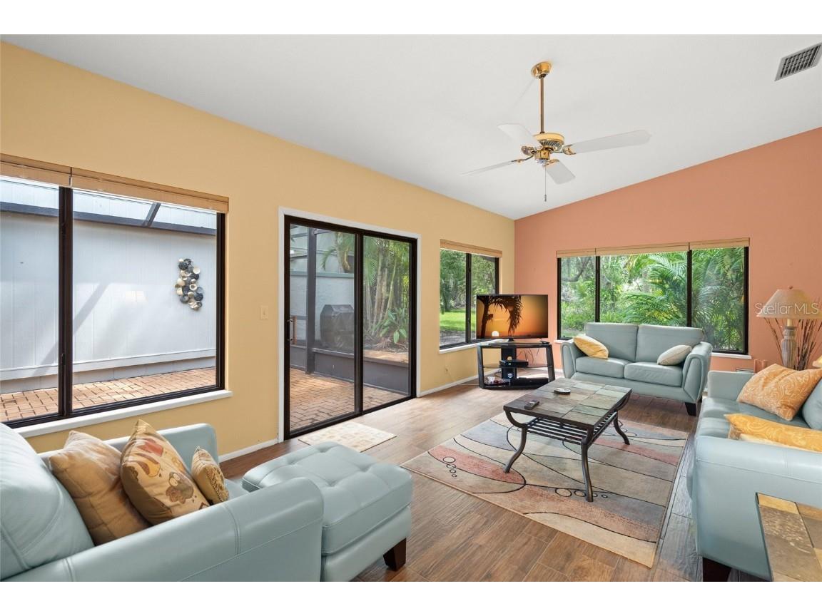 4637 Willow Wood Circle #44 Sarasota FL 34241 A4655394 image11