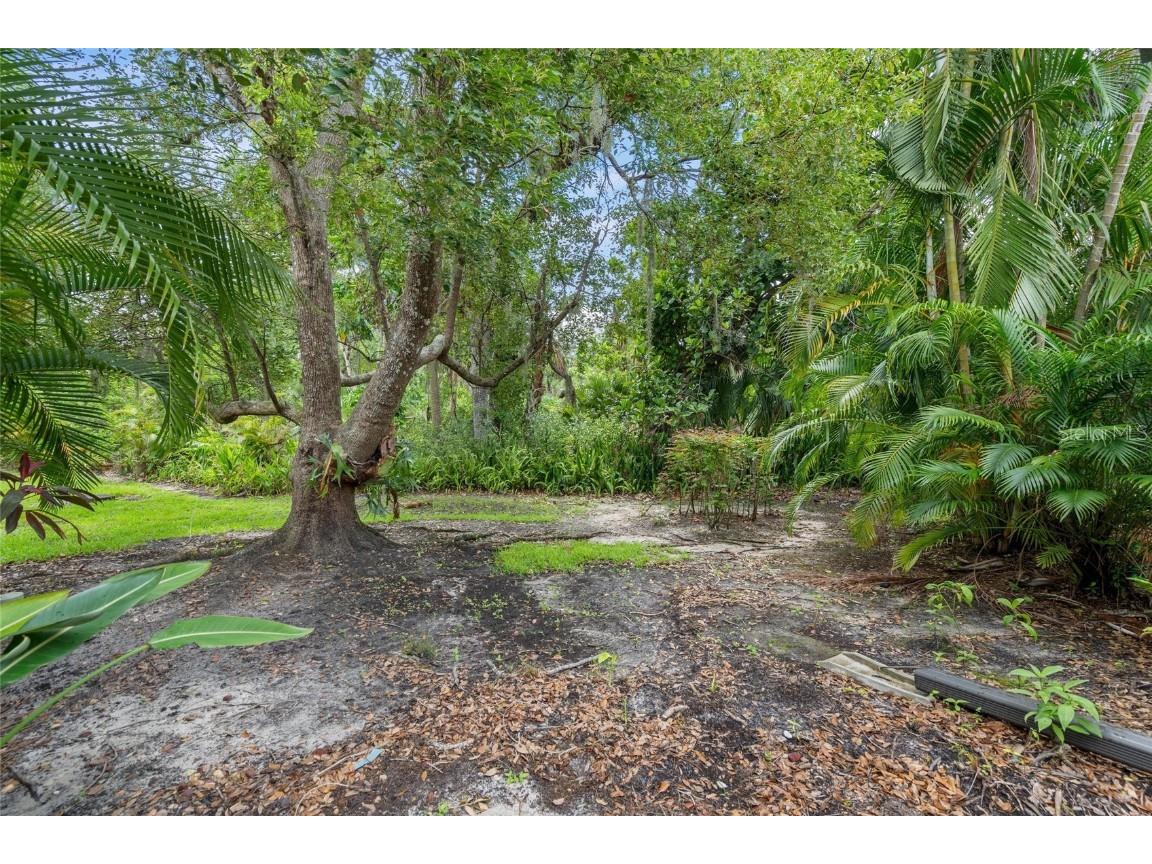 4637 Willow Wood Circle #44 Sarasota FL 34241 A4655394 image31