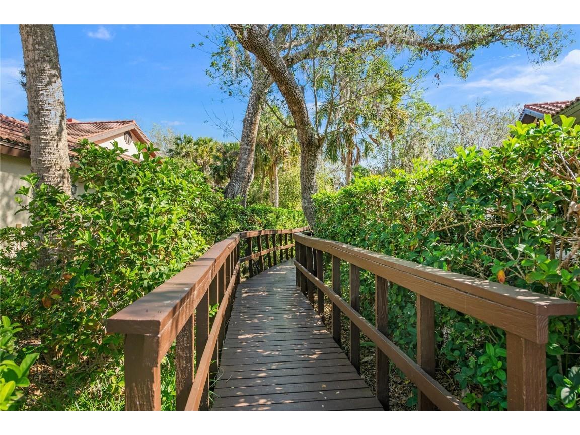 4637 Willow Wood Circle #44 Sarasota FL 34241 A4655394 image41