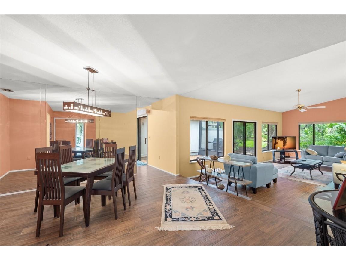 4637 Willow Wood Circle #44 Sarasota FL 34241 A4655394 image6