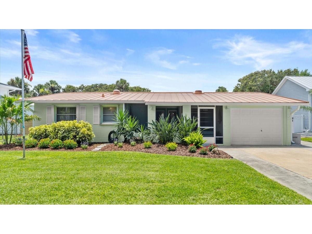 4638 Saxon Drive New Smyrna Beach FL 32169 V4943481 image1