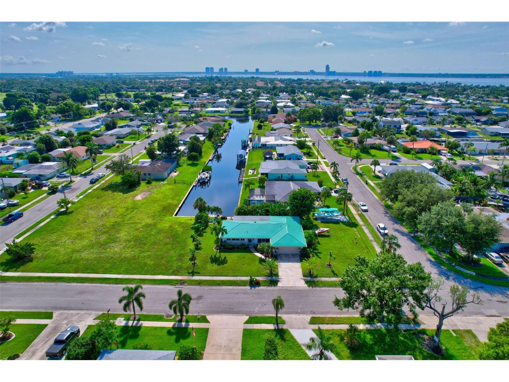 4638 Vinsetta Avenue North Fort Myers FL 33903 C7524085 image46