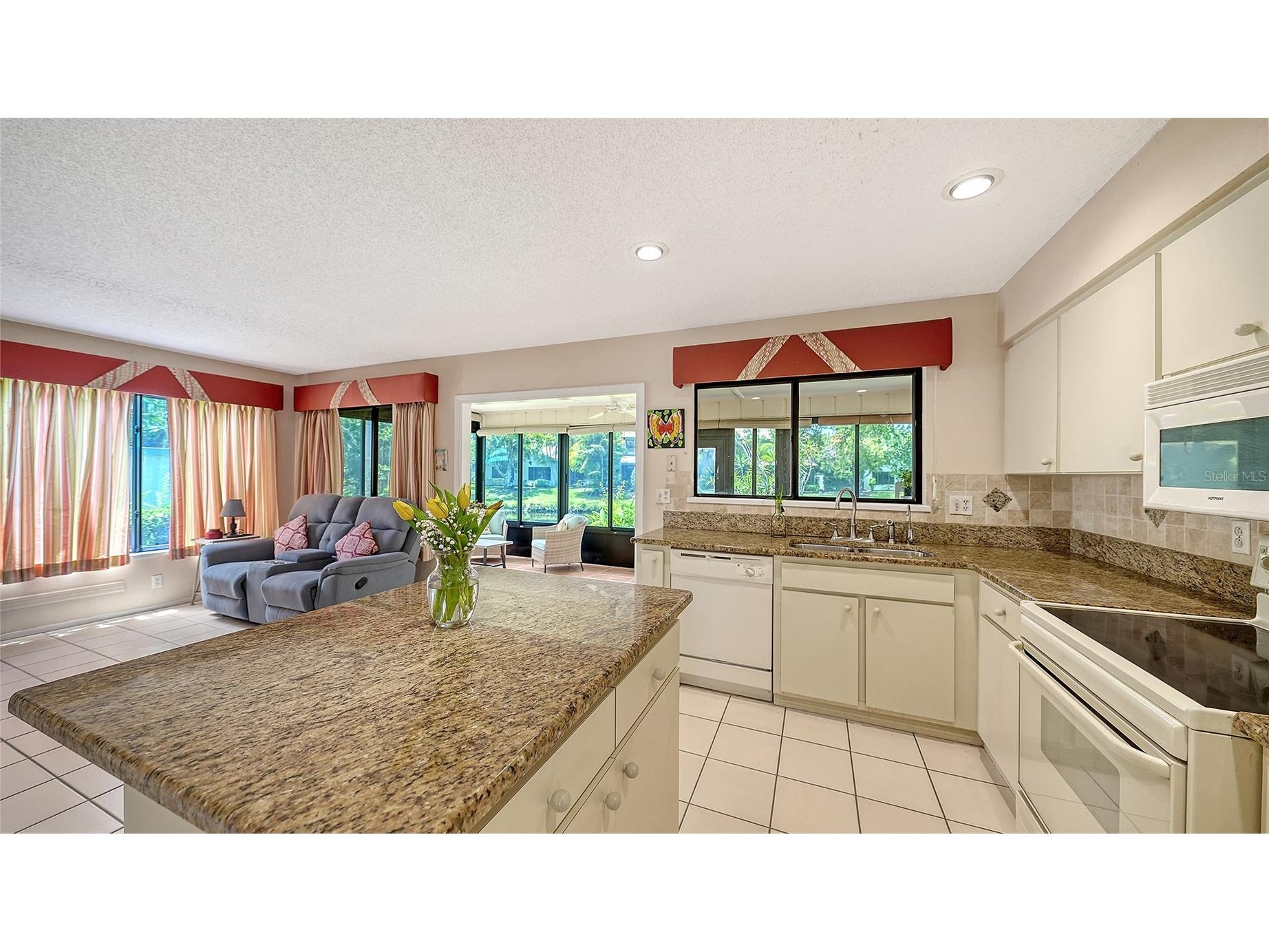 4638 Willow Wood Circle #34 Sarasota FL 34241 A4691512 image17