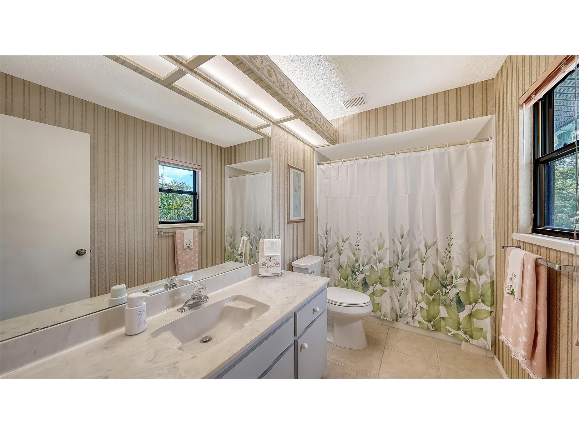 4638 Willow Wood Circle #34 Sarasota FL 34241 A4691512 image31