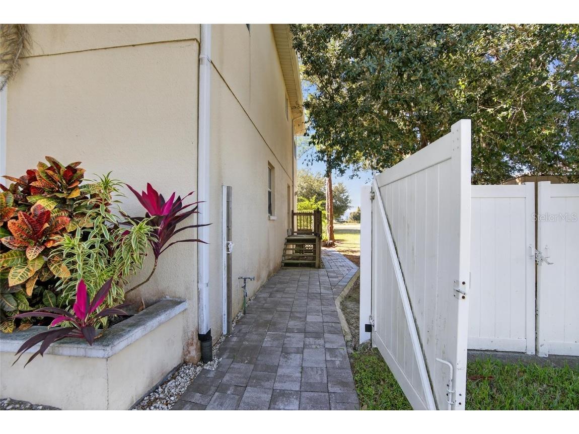 4639 Birdsong Boulevard #2 Lutz FL 33559 TB8446843 image1