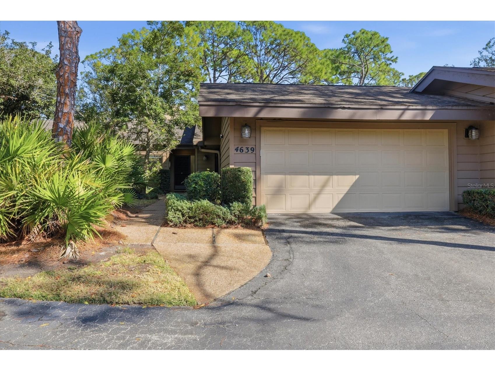 4639 Chandlers Forde #36 Sarasota FL 34235 A4681821 image1