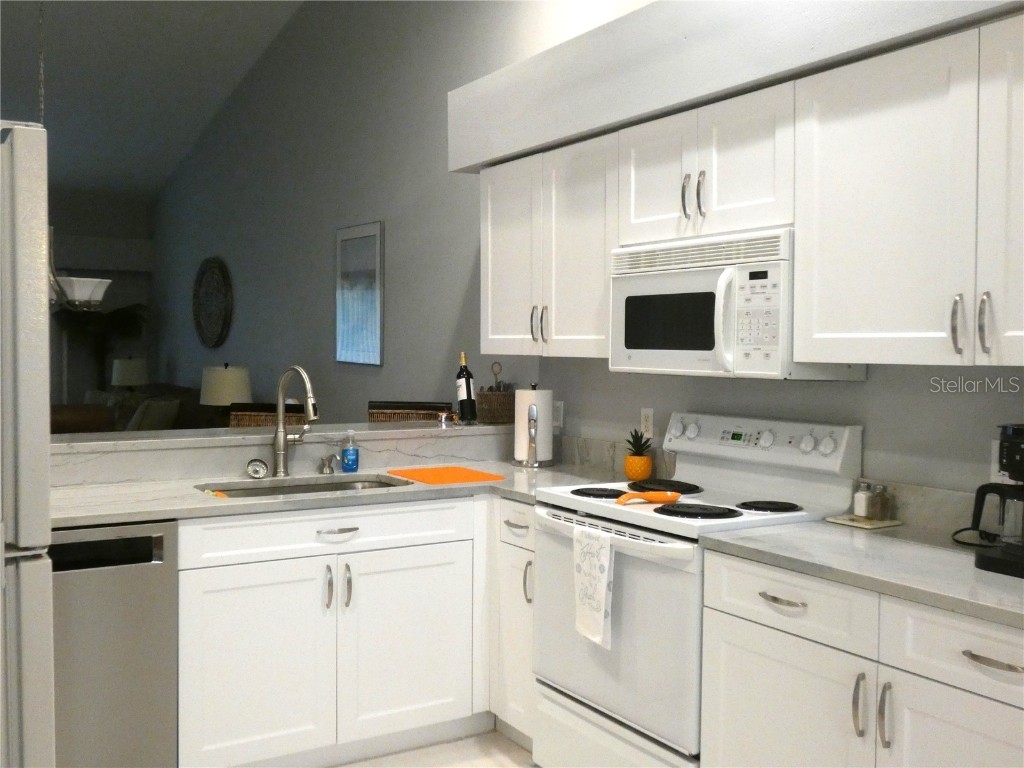 4639 Chapel Hill Drive #2923 Sarasota FL 34238 A4620804 image3