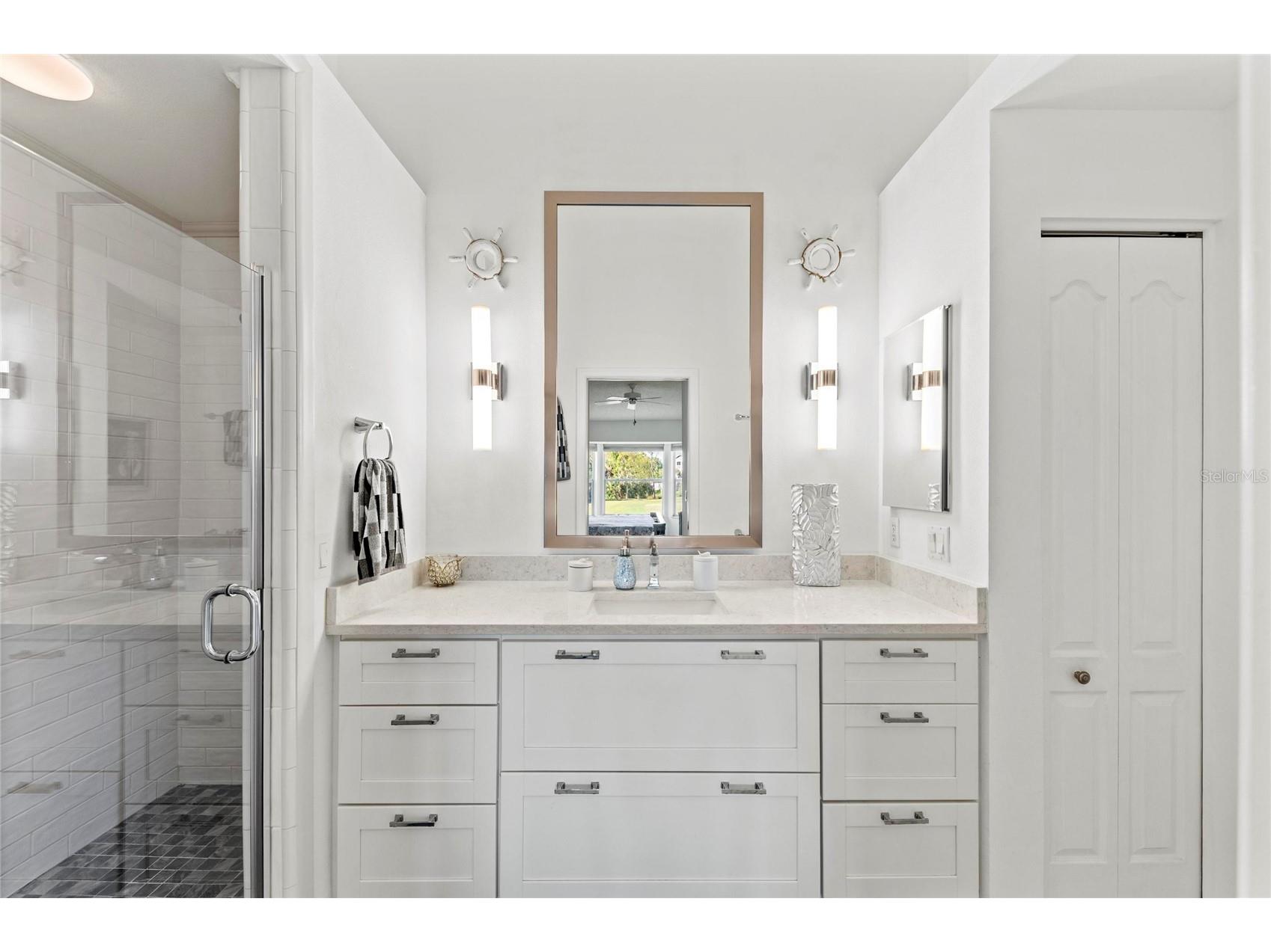 4639 Chapel Hill Drive #2925 Sarasota FL 34238 A4687543 image29