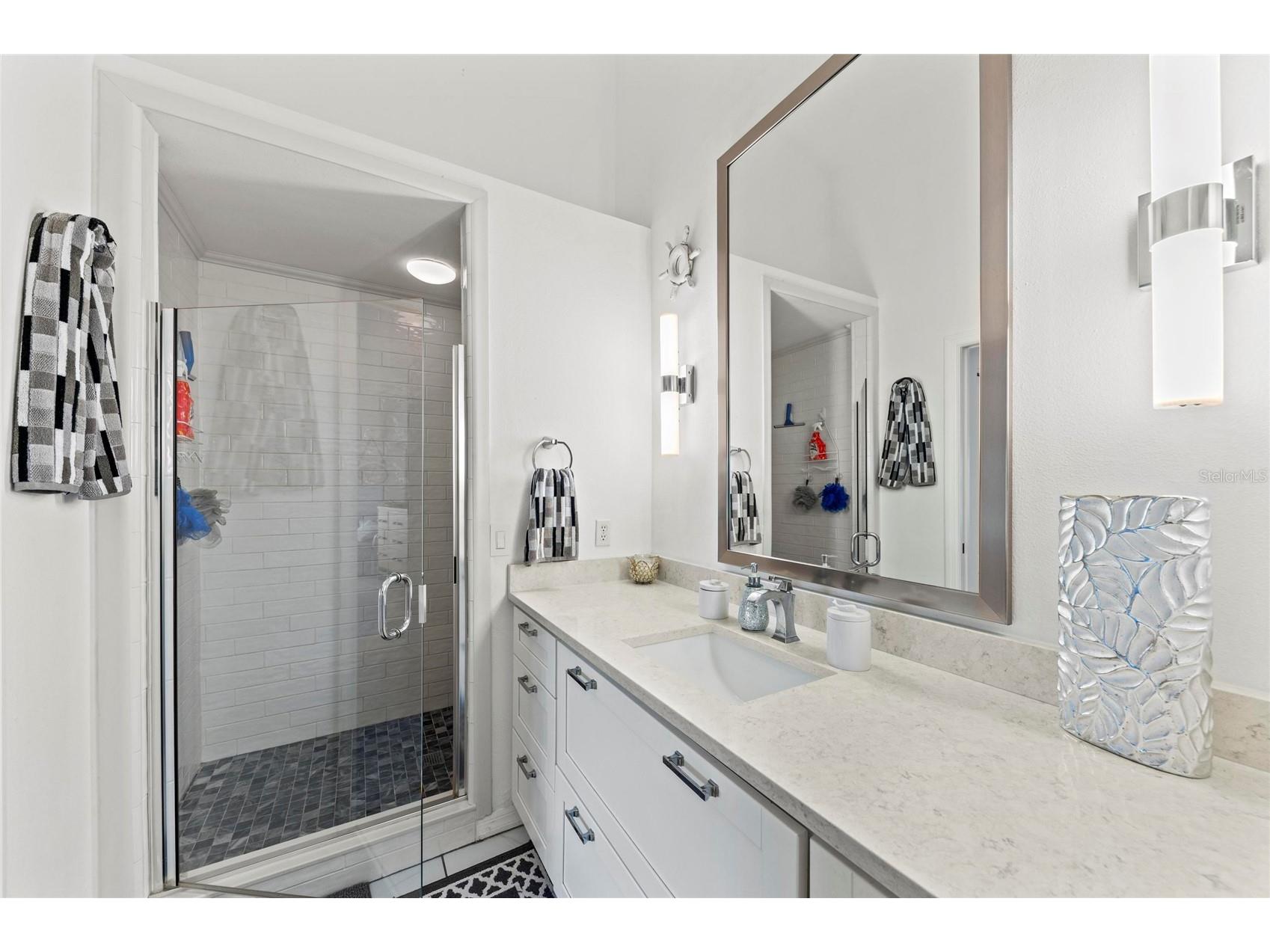 4639 Chapel Hill Drive #2925 Sarasota FL 34238 A4687543 image30