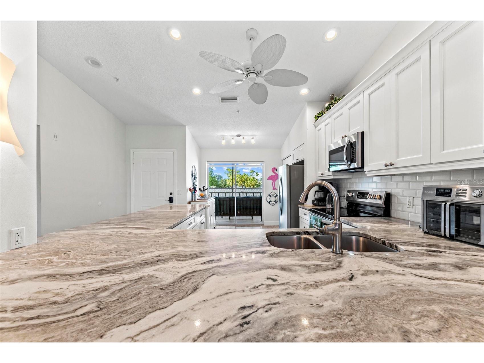 4639 Chapel Hill Drive #2925 Sarasota FL 34238 A4687543 image9