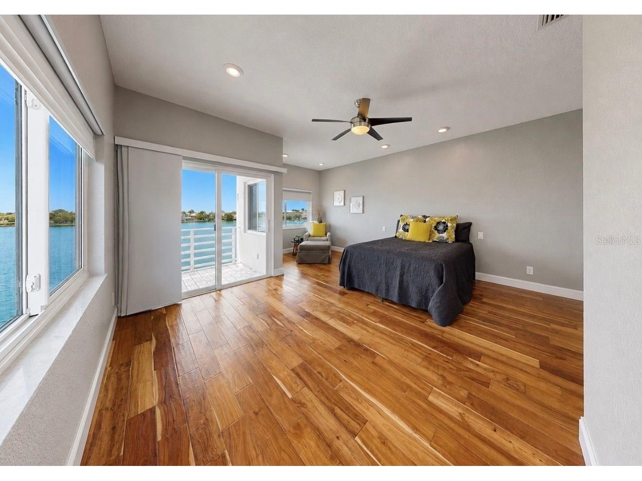 4639 Mirabella Court Saint Pete Beach FL 33706 - BOCA CIEGA BAY TB8529799 image6