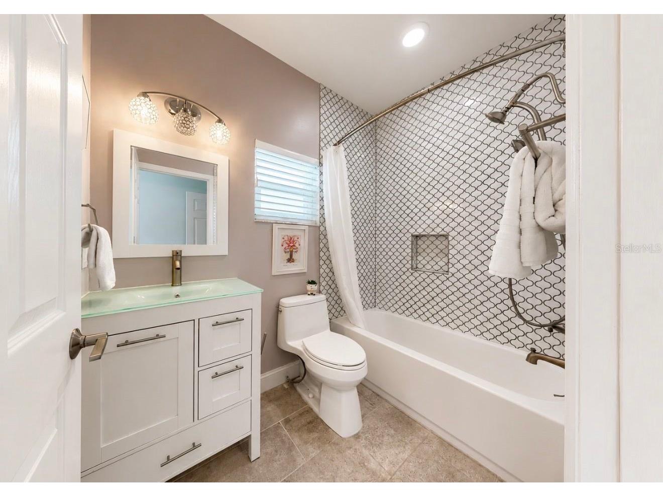 4639 Mirabella Court Saint Pete Beach FL 33706 - BOCA CIEGA BAY TB8529799 image9