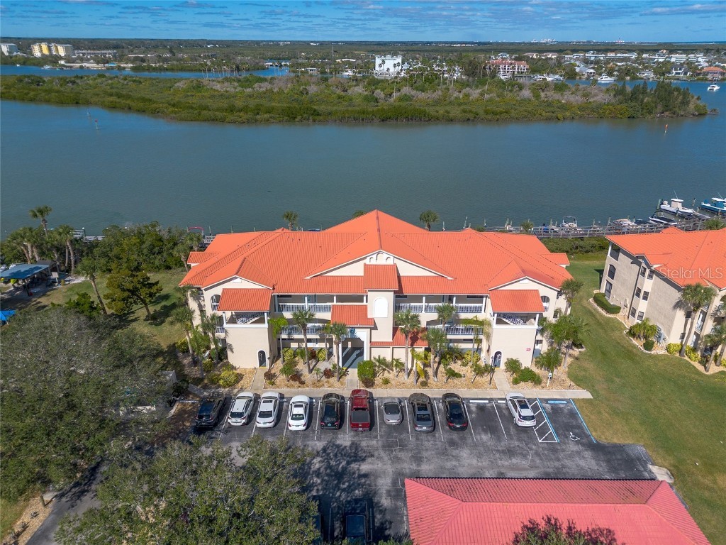 464 Bouchelle Drive #303 New Smyrna Beach FL 32169 NS1080466 image1