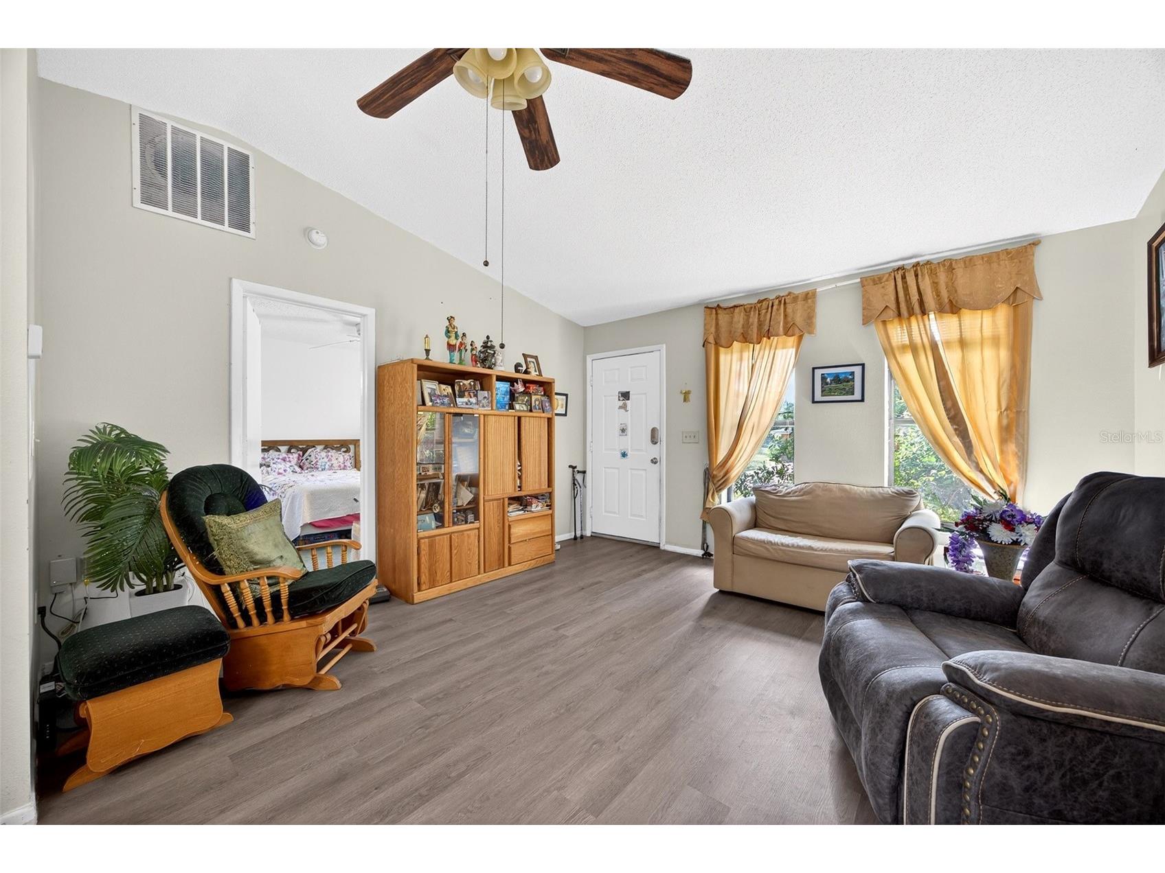 464 Coronado Road Venice FL 34293 C7525996 image2