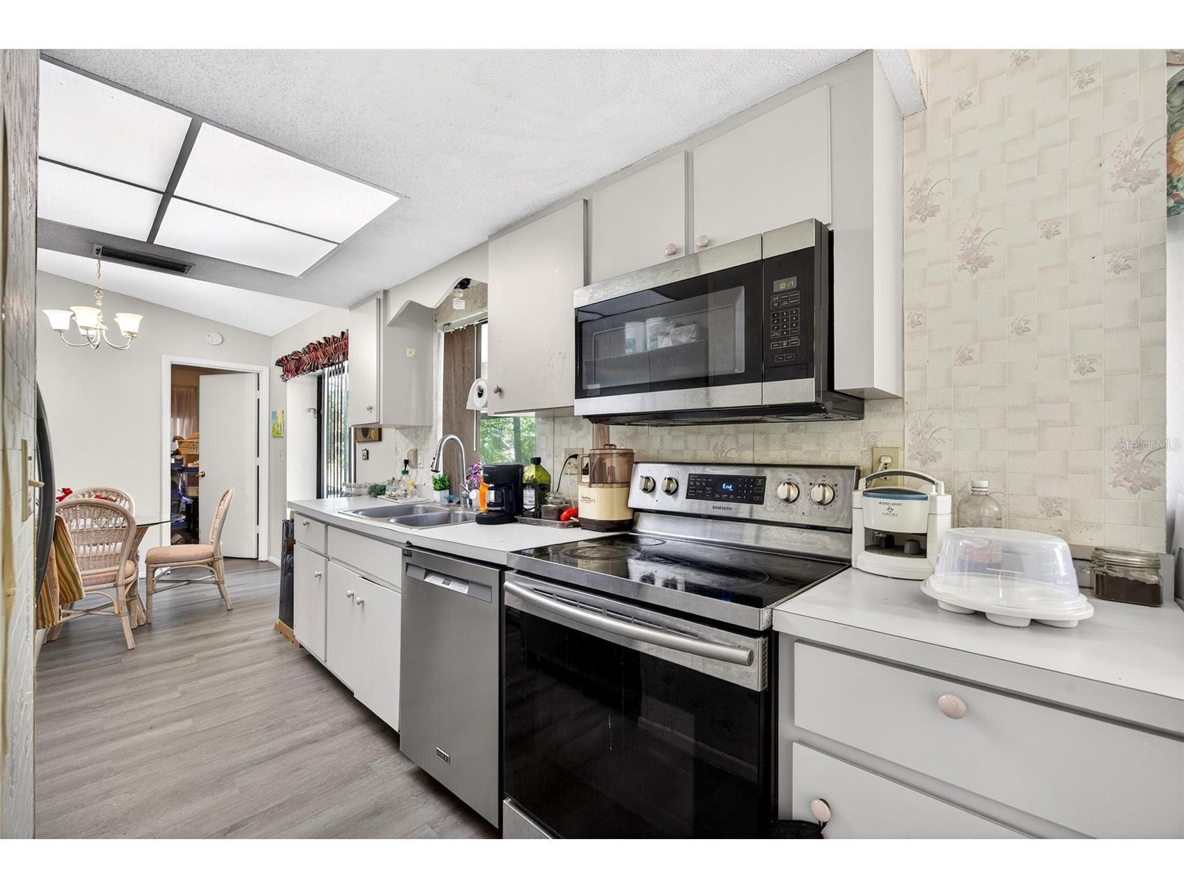 464 Coronado Road Venice FL 34293 C7525996 image9