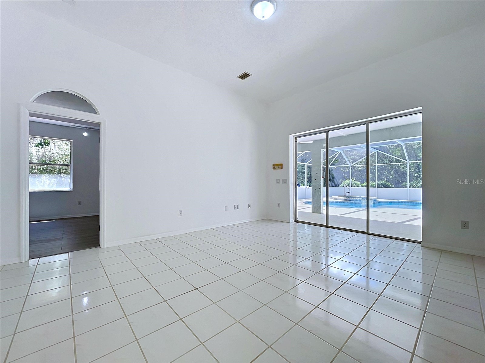 464 E Liberty Street Hernando FL 34442 W7885227 image38