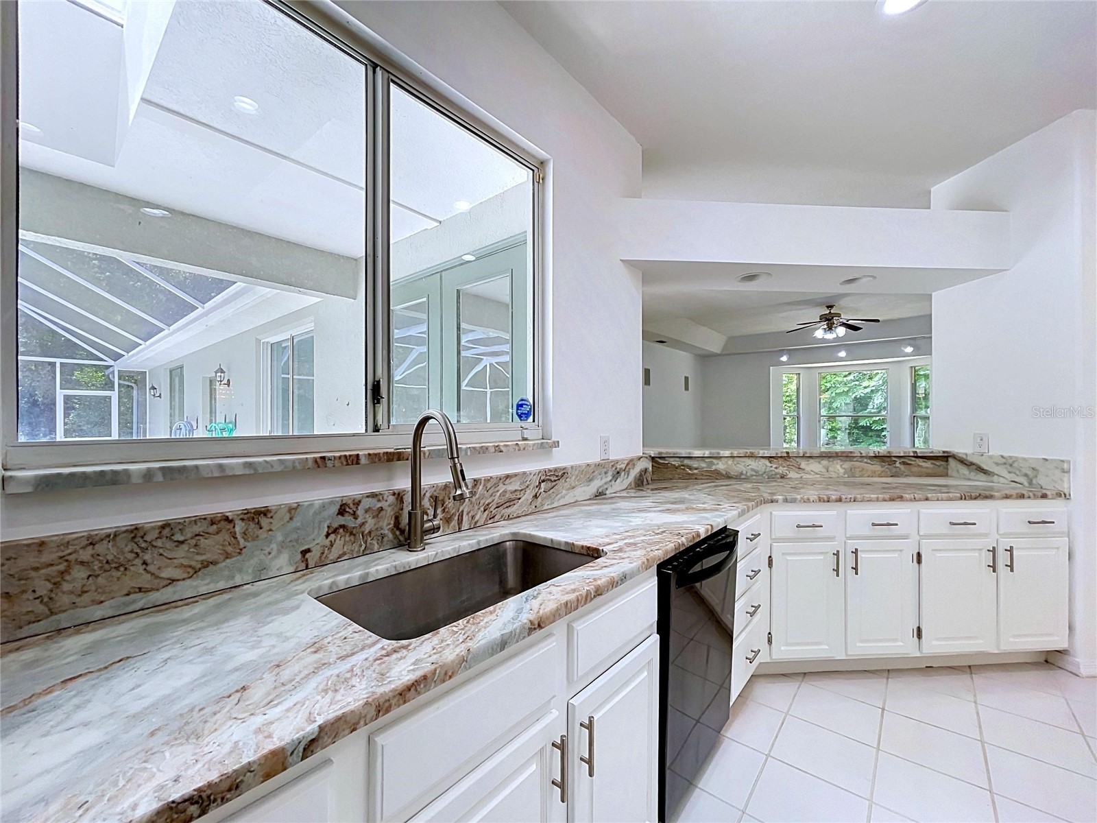 464 E Liberty Street Hernando FL 34442 W7885227 image5
