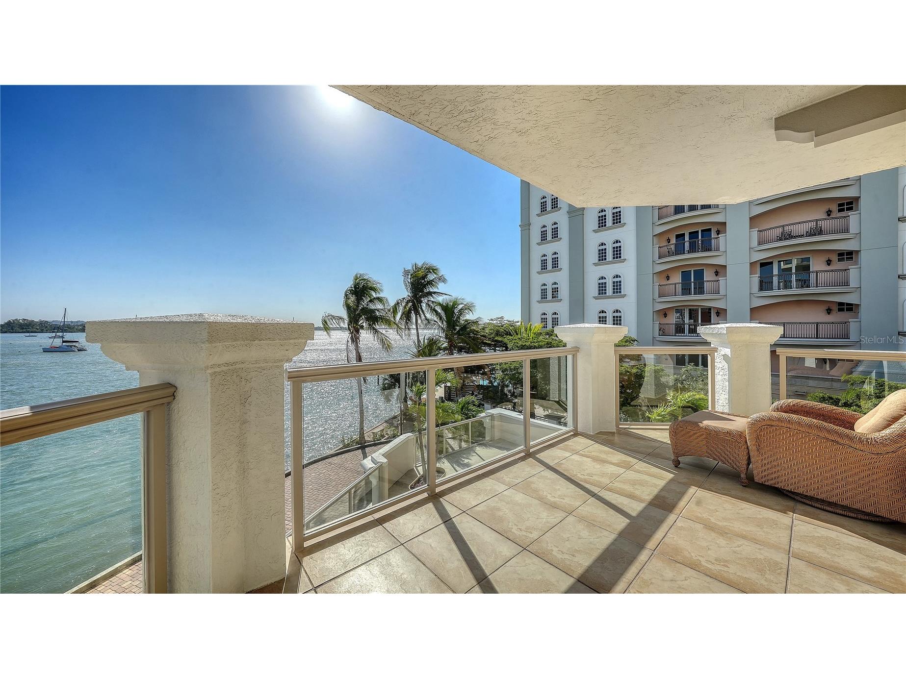 464 Golden Gate Point #304 Sarasota FL 34236 A4676340 image22