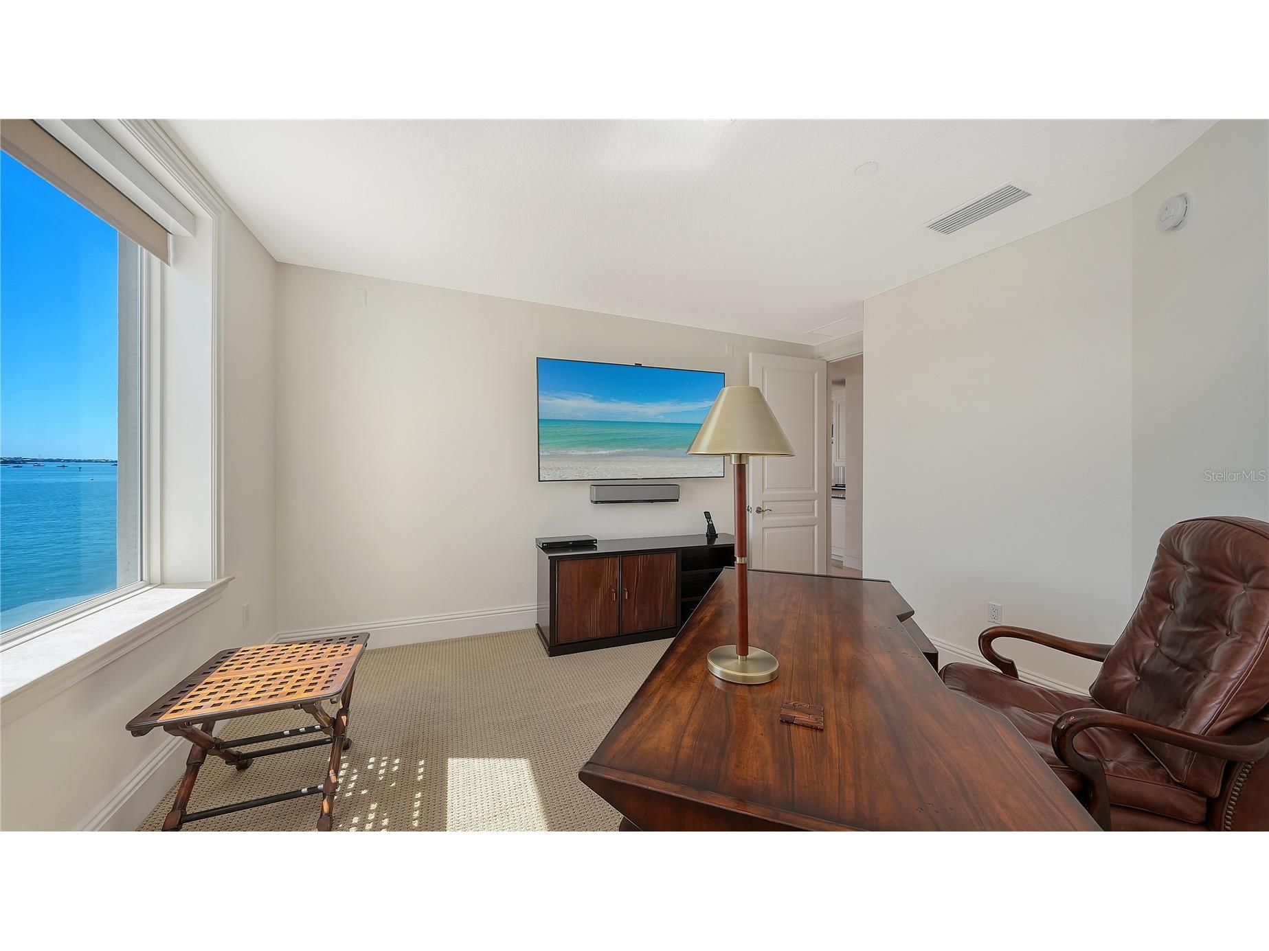 464 Golden Gate Point #304 Sarasota FL 34236 A4676340 image30