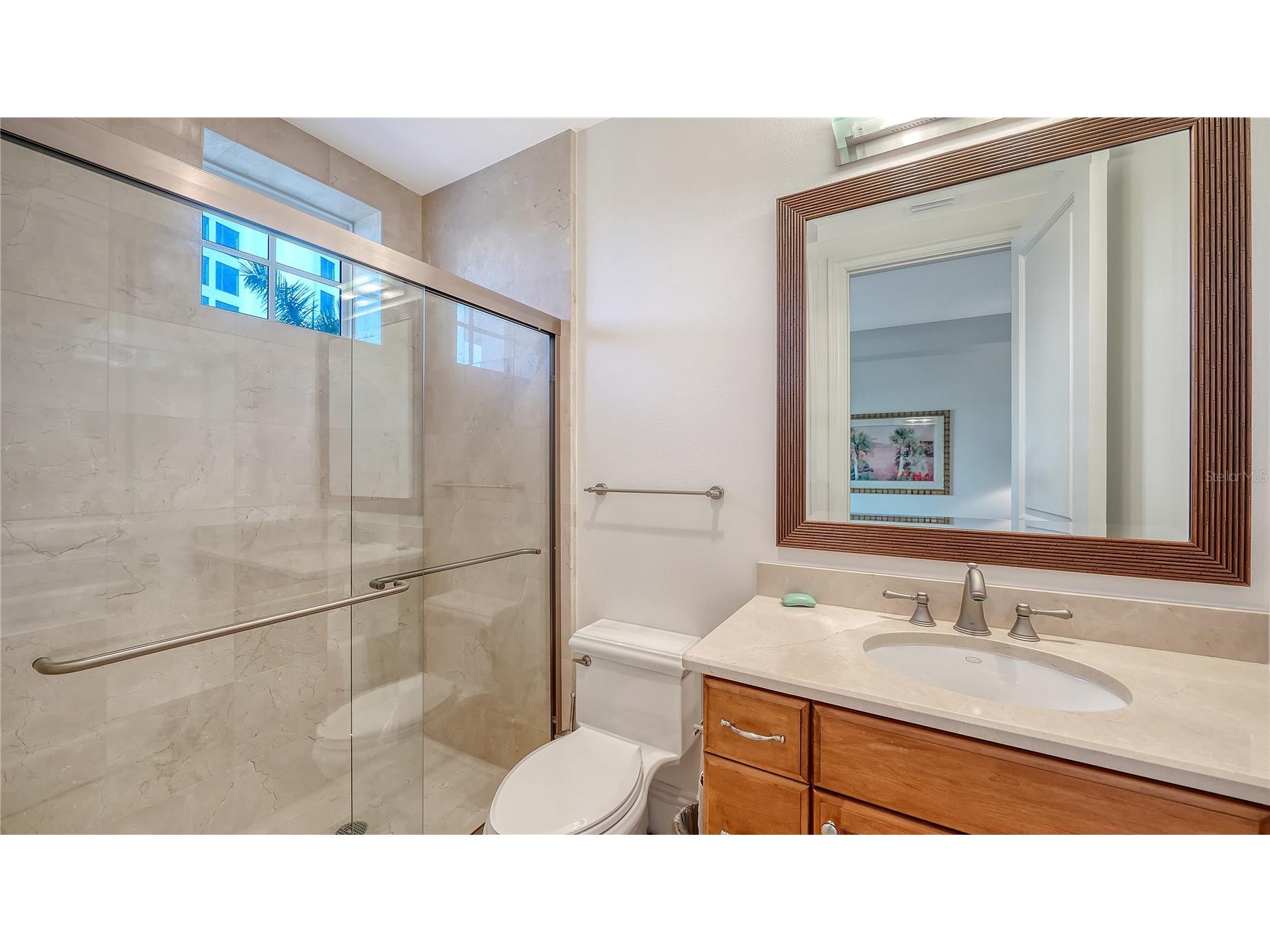 464 Golden Gate Point #304 Sarasota FL 34236 A4676340 image36