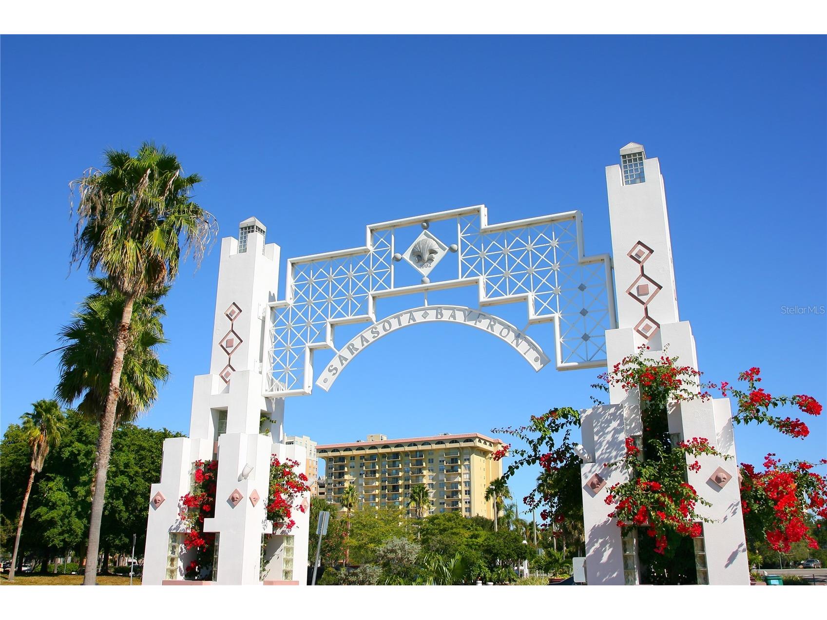 464 Golden Gate Point #304 Sarasota FL 34236 A4676340 image49