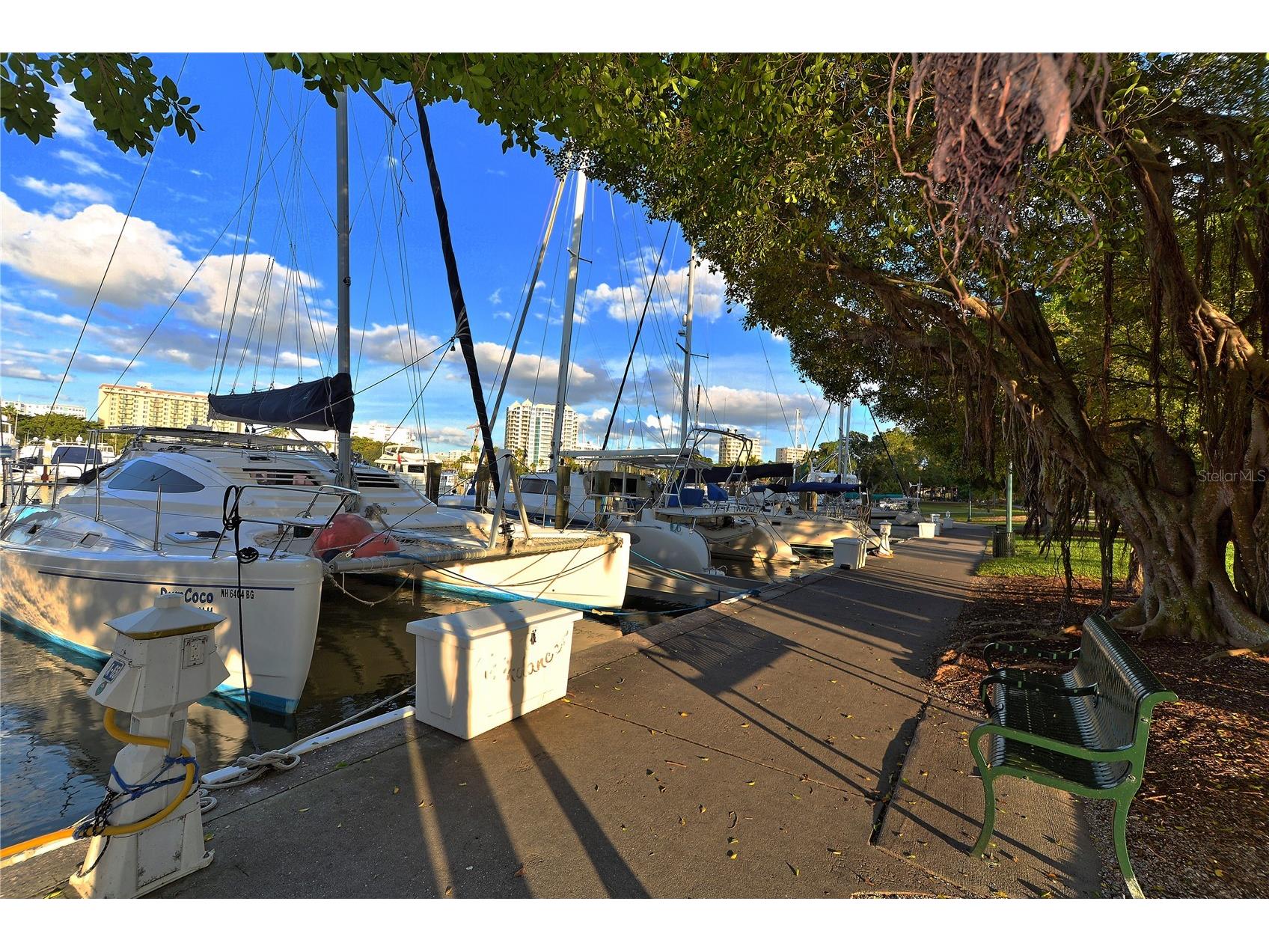 464 Golden Gate Point #304 Sarasota FL 34236 A4676340 image52