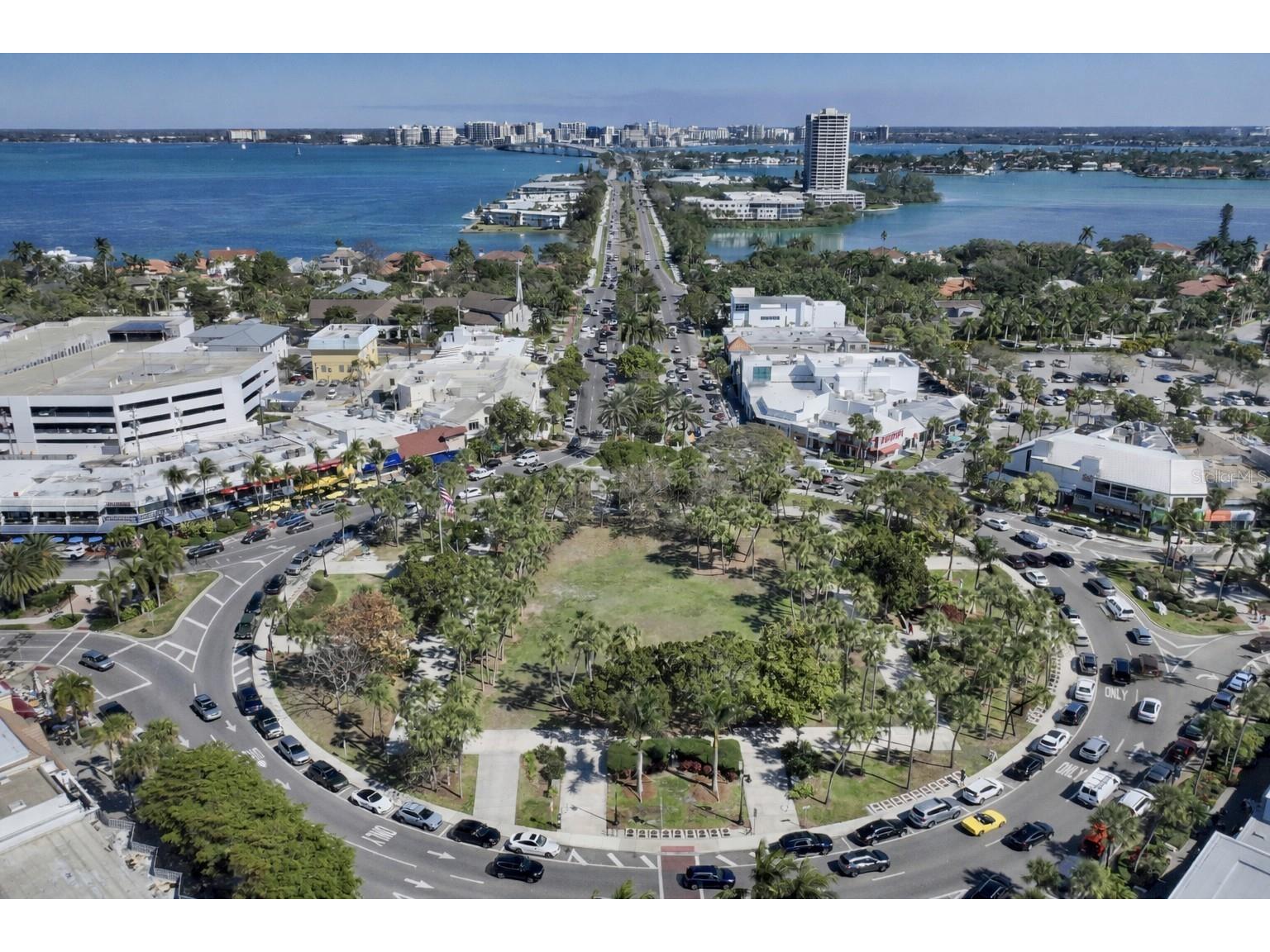 464 Golden Gate Point #304 Sarasota FL 34236 A4676340 image57