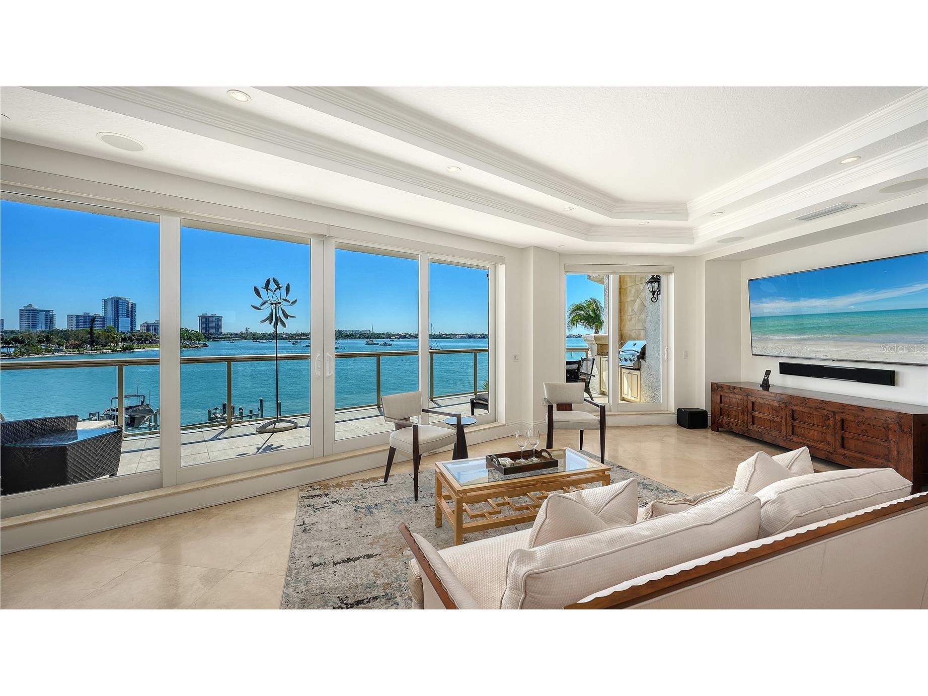 464 Golden Gate Point #304 Sarasota FL 34236 A4676340 image7