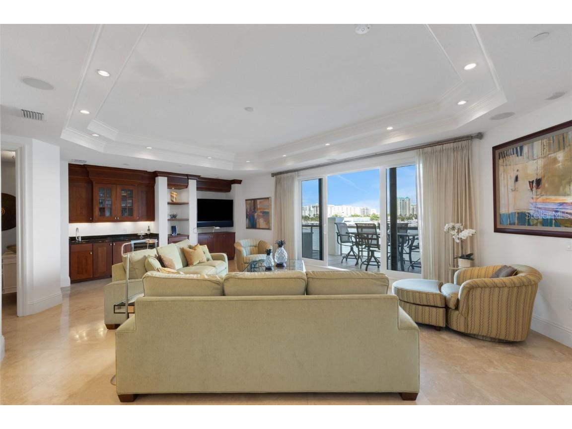 464 Golden Gate Point #403 Sarasota FL 34236 A4666344 image11