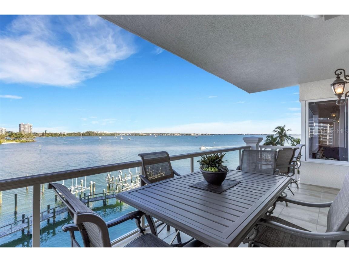 464 Golden Gate Point #403 Sarasota FL 34236 A4666344 image27